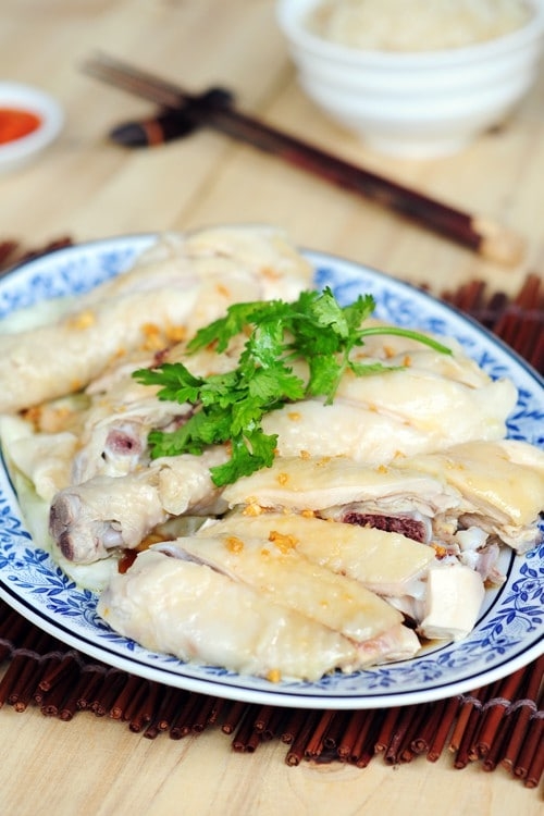 Chỉ 11 bước cực kì đơn giản bạn sẽ có ngay món cơm gà Hải Nam đậm vị Singapore