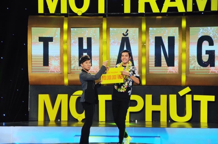 
Quang Đại giành chiến thắng tại cuộc thi 100 triệu 1 phút năm 2015. - Tin sao Viet - Tin tuc sao Viet - Scandal sao Viet - Tin tuc cua Sao - Tin cua Sao