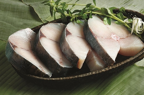 Mang hương vị biển vào bữa cơm gia đình với các món ăn độc đáo làm từ cá thu