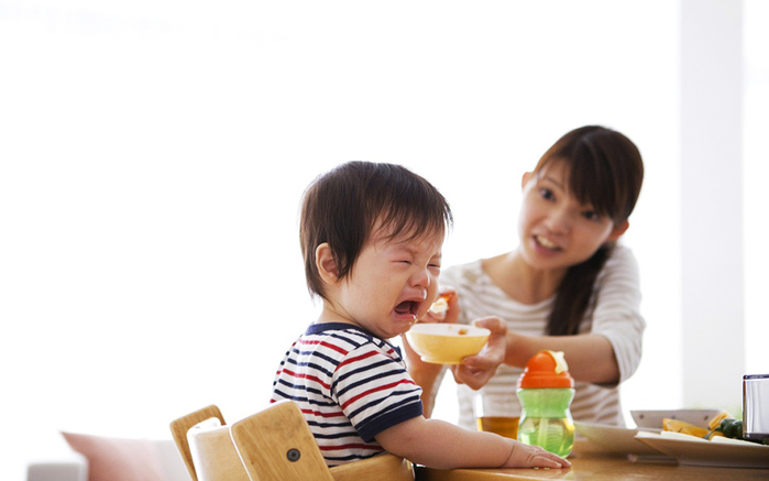 
Biếng ăn cũng là một trong những biểu hiện của việc mọc răng ở trẻ.