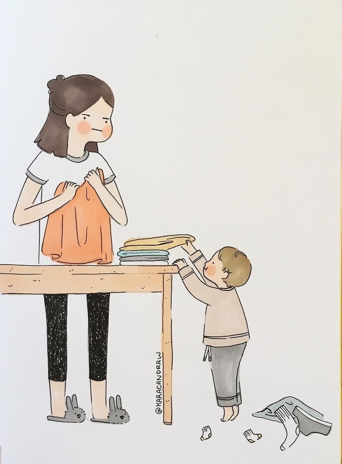 Cô giáo giao bài tập hãy vẽ mẹ của em cậu bé 5 tuổi vẽ thật nhanh rồi  nộp nhưng ai nhìn vào cũng cảm thấy hơi sai sai