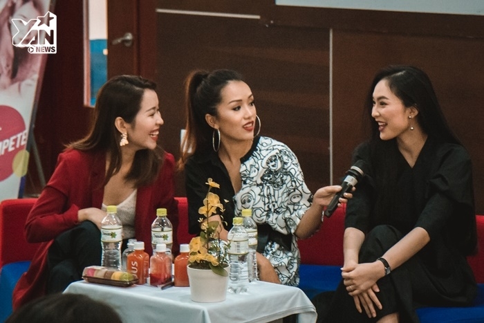 
Ba nữ khách mời vô cùng duyên dáng: Helly Tống, An Phương và Duy Nguyễn.