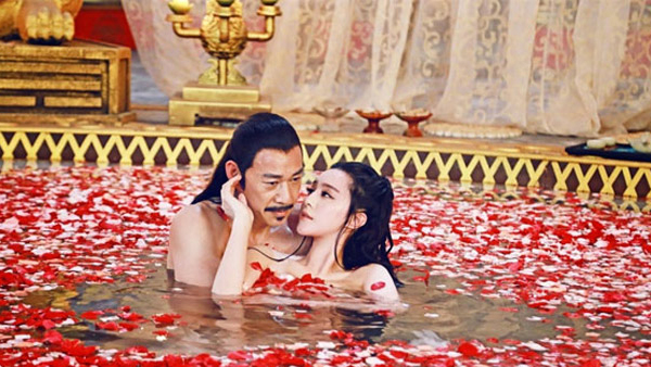 Hé lộ loạt cảnh nóng bị cắt đáng tiếc trong các phim Châu Á nổi tiếng