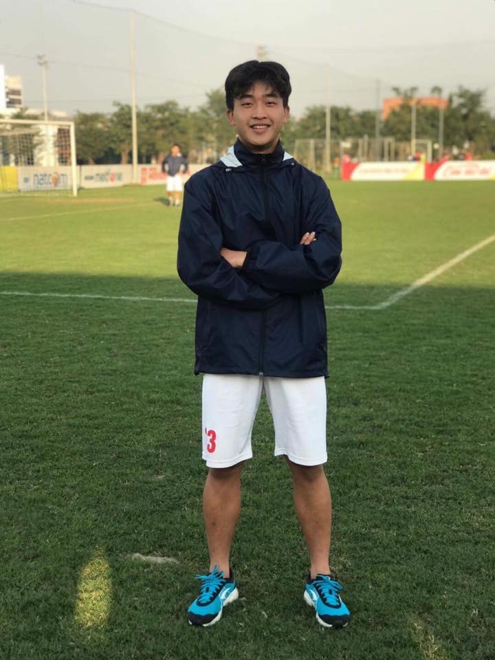 
Sau đội tuyển U23 Việt Nam thì Trần Danh Trung đang được hội chị em "tăm tia" 