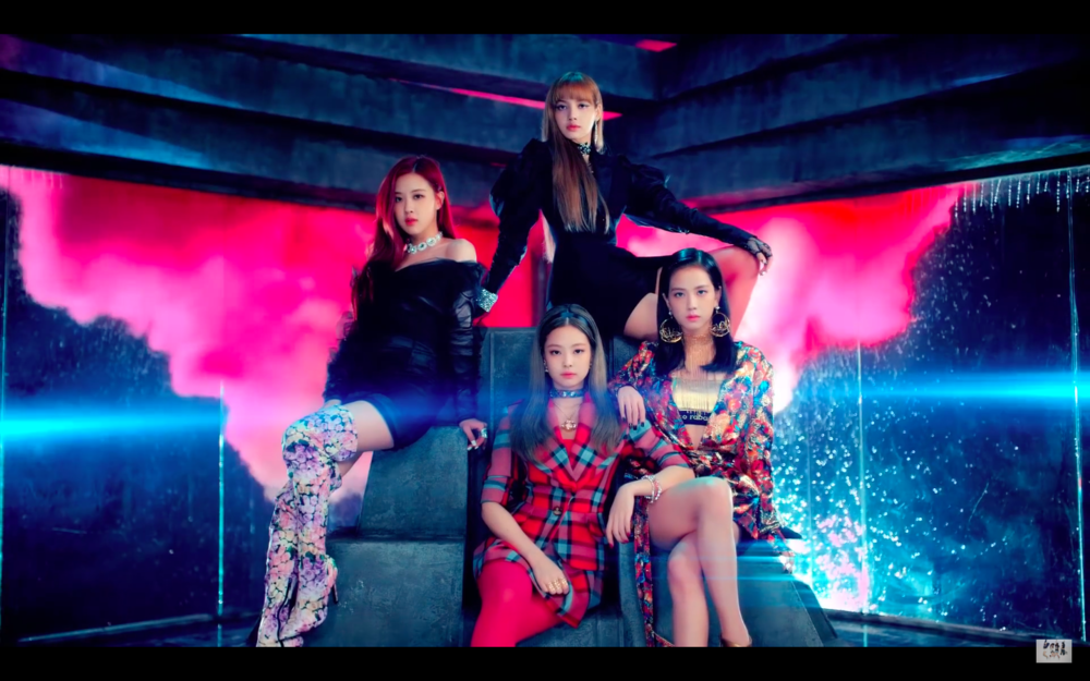
Hình ảnh của Black Pink trong Music Video mới nhất "DDu-Du DDu-Du" với concept nữ thần.