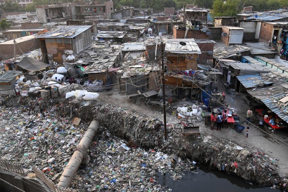 
Nhìn bức ảnh này, chắc chẳng ai có thể nghĩ rằng đây là một cống thoát nước tại Ấn Độ