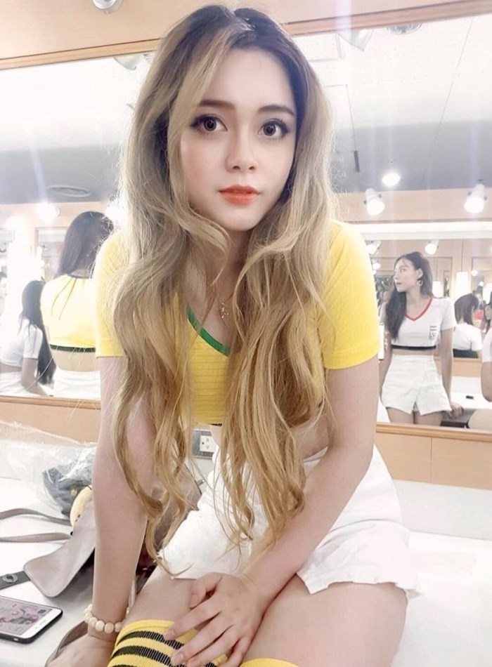 
Hot girl Cao Diệp Anh là người đẹp đại diện "tiếp lửa" cho đội tuyển Brazil trong chương trình Nóng cùng World Cup 2018 của đài VTV. 