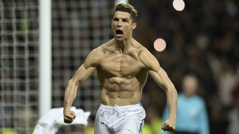 
Cristiano Ronaldo xứng đáng đứng đầu trong danh sách những sao nam sở hữu hình thể đẹp nhất tại World Cup 2018. Phong cách thời trang, nỗ lực tập luyện cùng quyết tâm thi đấu đỉnh cao đã tôi luyện nên một siêu sao bóng đá người Bồ Đào Nha như ngày hôm nay. Sau khi kết thúc sự nghiệp bóng đá, CR7 vẫn còn có thể lấn sân sang nhiều lĩnh vực khác như điện ảnh và thời trang bởi hình thể chuẩn "nam thần".