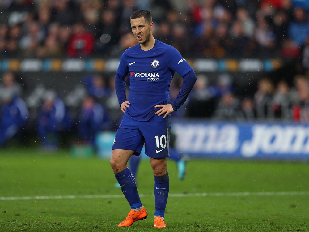 
Hazard đã hết động lực chiến đấu tại Chelsea?