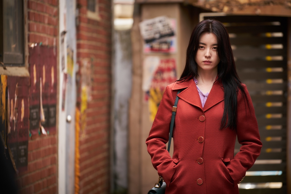 
Han Hyo Joo trong  Illang: The Wolf Brigade