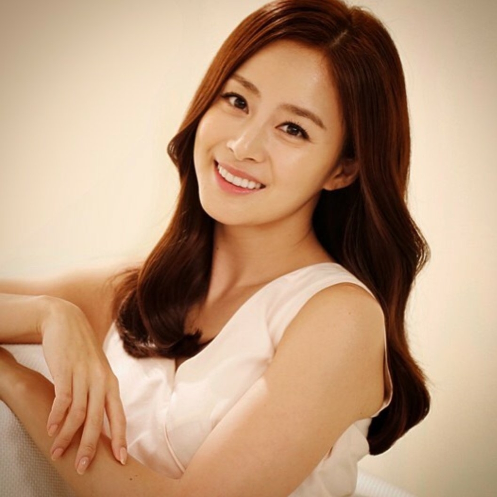 Kim Tae Hee bị Netizen Hàn.