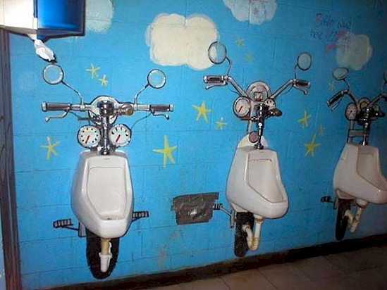 
Nhà vệ sinh dành cho người mê tốc độ
