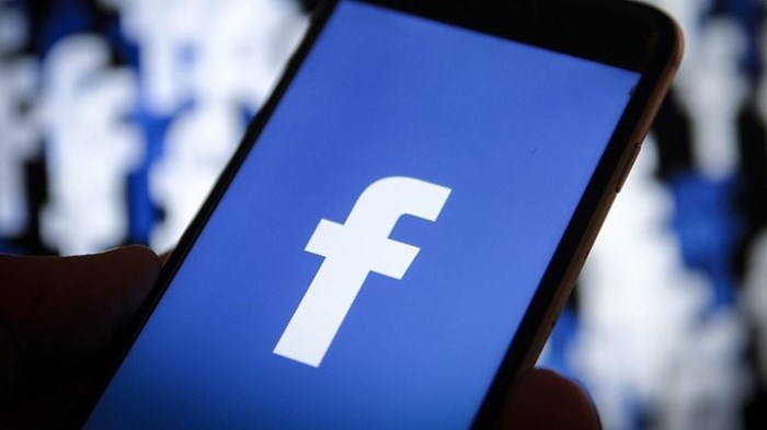 Facebook bất ngờ bị sập do lỗi giữa đêm khuya khiến cư dân mạng lo lắng