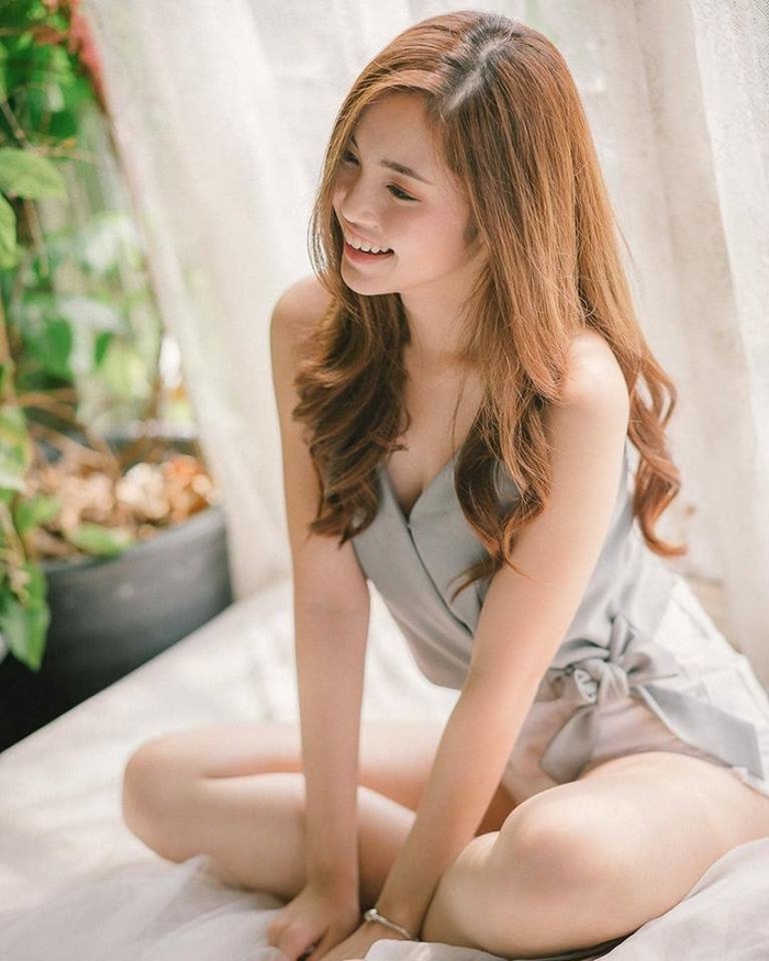 Hot girl xứ chùa tháp Thái Lan Theejuna Romsakul với nhan sắc xinh đẹp đã làm tan chảy hàng triệu trái tim qua loạt ảnh siêu dễ thương của mình. Hot girl xứ chùa tháp Thái Lan Theejuna Romsakul với nhan sắc xinh đẹp đã làm tan chảy hàng triệu trái tim qua loạt ảnh siêu dễ thương của mình.