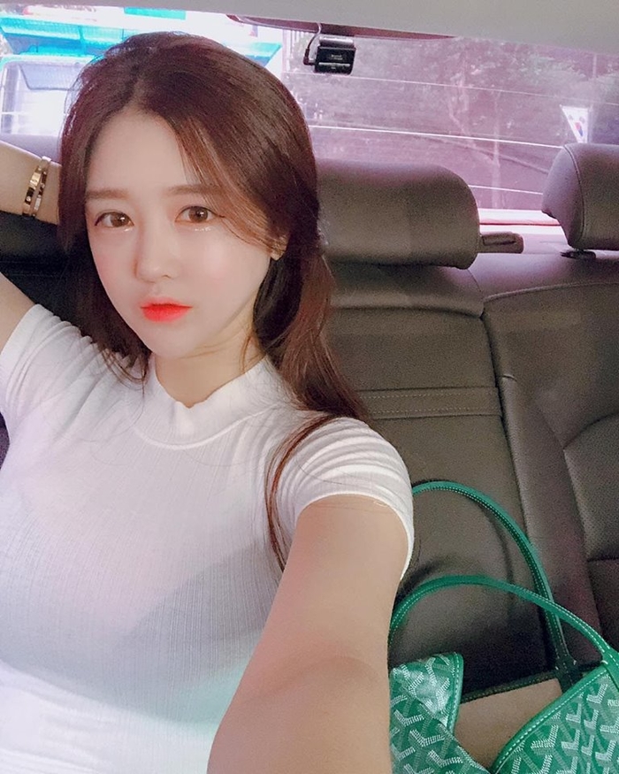 Hot girl xứ kim chi Hàn Quốc garinn_ss với nhan sắc xinh đẹp tựa thiên thần đã khiến nhiều thanh niên phải mê mệt vì cô Hot girl xứ kim chi Hàn Quốc garinn_ss với nhan sắc xinh đẹp tựa thiên thần đã khiến nhiều thanh niên phải mê mệt vì cô