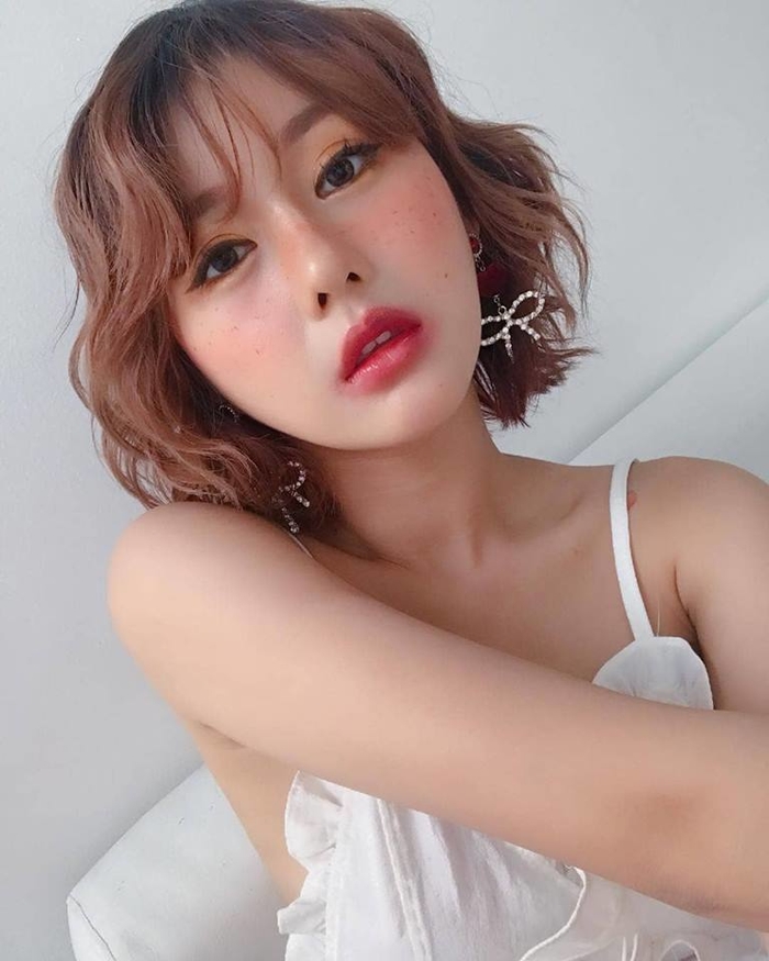 Với một nhan sắc xinh đẹp và siêu cute trong từng bức hình, hot girl xứ chùa Tháp Thái Lan Nianpnn đã khiến người xem phải mê mệt Với một nhan sắc xinh đẹp và siêu cute trong từng bức hình, hot girl xứ chùa Tháp Thái Lan Nianpnn đã khiến người xem phải mê mệt