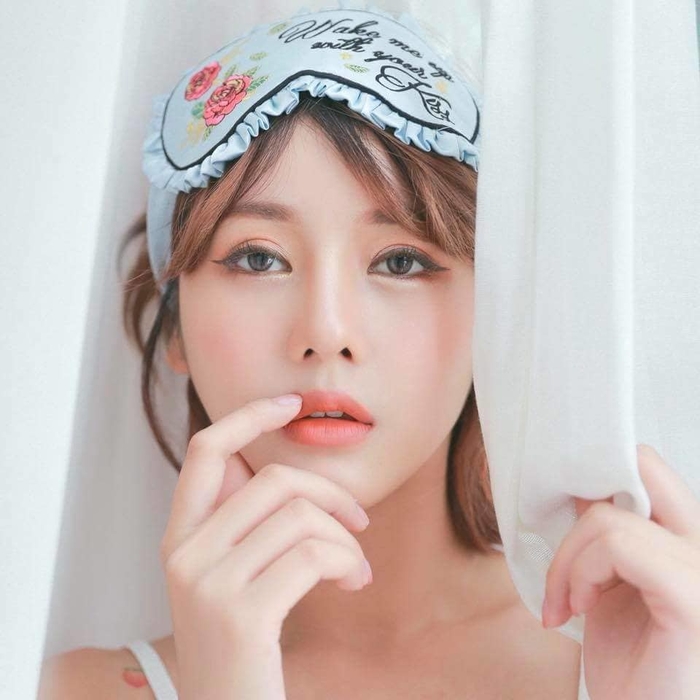 Với một nhan sắc xinh đẹp và siêu cute trong từng bức hình, hot girl xứ chùa Tháp Thái Lan Nianpnn đã khiến người xem phải mê mệt Với một nhan sắc xinh đẹp và siêu cute trong từng bức hình, hot girl xứ chùa Tháp Thái Lan Nianpnn đã khiến người xem phải mê mệt