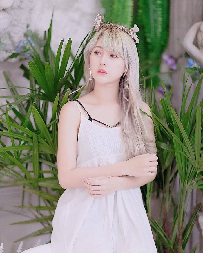 Với một nhan sắc xinh đẹp và siêu cute trong từng bức hình, hot girl xứ chùa Tháp Thái Lan Nianpnn đã khiến người xem phải mê mệt Với một nhan sắc xinh đẹp và siêu cute trong từng bức hình, hot girl xứ chùa Tháp Thái Lan Nianpnn đã khiến người xem phải mê mệt
