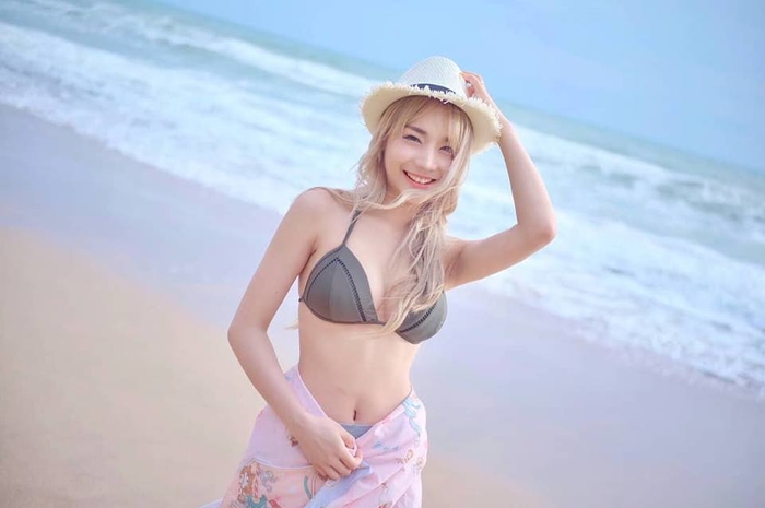 Hot girl Thái Lan Thuntia Siriphiphattanakit(IG: gedssikungg) với body chuẩn từng cm và bên cạnh đó là một nhan sắc xinh đẹp đã khiến cánh mày râu phải điêu đứng Hot girl Thái Lan Thuntia Siriphiphattanakit(IG: gedssikungg) với body chuẩn từng cm và bên cạnh đó là một nhan sắc xinh đẹp đã khiến cánh mày râu phải điêu đứng
