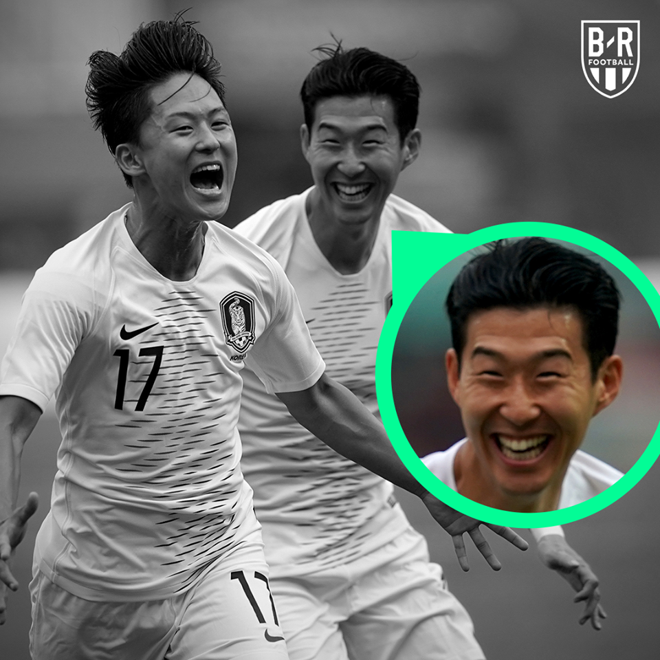 
Trang Bleacher Report Football đăng tải hình ảnh nụ cười hạnh phúc của Son Heung-min khi Olympic Hàn Quốc đánh bại Olympic Việt Nam với tỷ số 3-1.