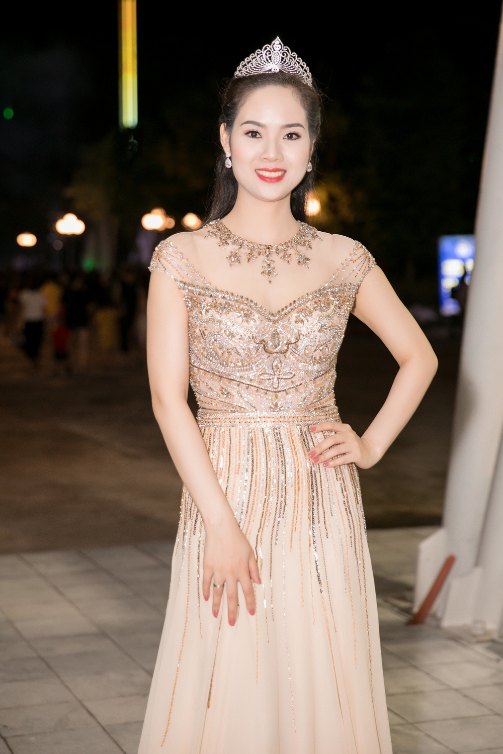 
Hoa hậu Mai Phương cũng dành thời gian xuất hiện tại lễ kỉ niệm 30 năm.