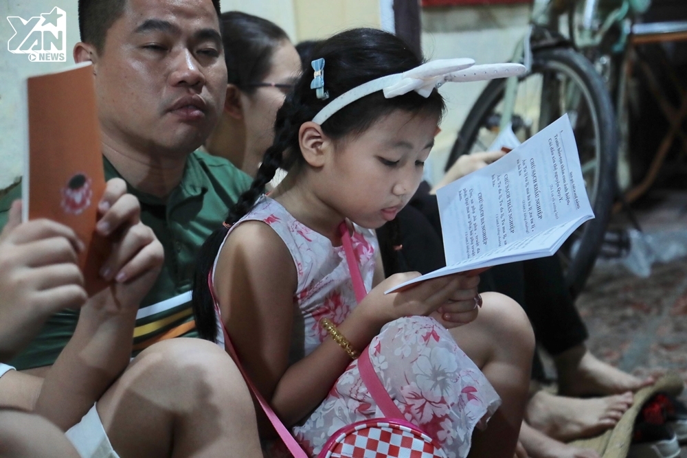 Hà Nội: Hàng nghìn người kéo về chùa Phúc Khánh dự Đại lễ Vu lan, cầu bình an, báo hiếu cha mẹ