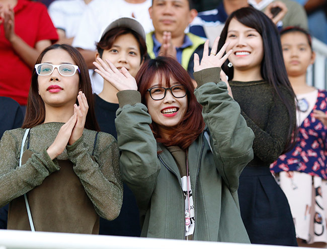 Cầu thủ vàng của trận tứ kết ASIAD Văn Toàn đã có bạn gái - tin hot khiến triệu trái tim 