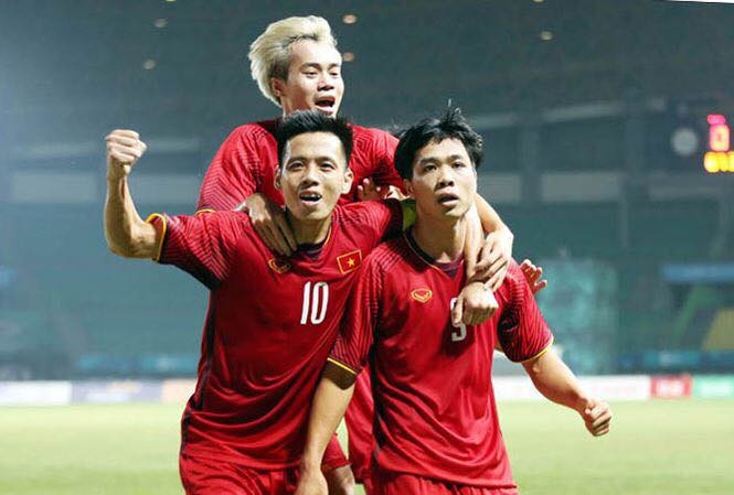 
Dù thua trước Hàn Quốc, song Olympic Việt Nam vẫn kịp ghi 1 bàn danh dự vào lưới đối thủ nhờ công của Minh Vương.
