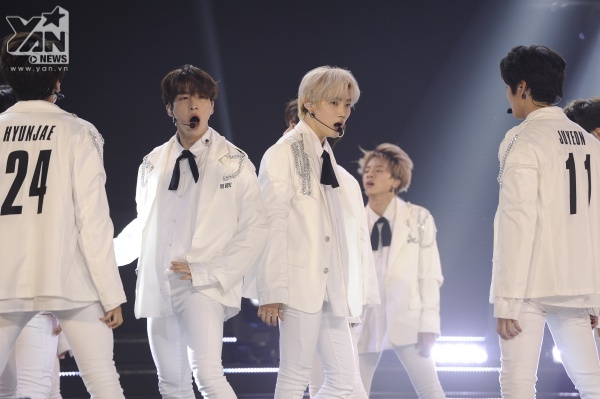 Bích Phương “đốt cháy” sân khấu cùng EXID, The Boyz, hé lộ thời gian ra MV mới