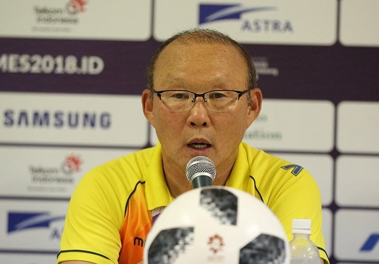 
HLV Park Hang-seo nhận thấy sự căng thẳng của các học trò khi phải đối đầu với đối thủ mạnh như Olympic Hàn Quốc.