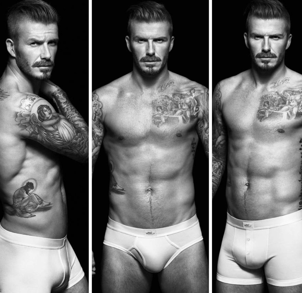 
Được biết, David Beckham đã trở thành gương mặt đại diện cho những hãng nội y cách đây 20 năm và cũng nhờ những thước ảnh "đốt mắt" đó, anh đã nhanh chóng trở thành một trong những biểu tượng nam tính cực quyến rũ được cả thế giới "phát cuồng".