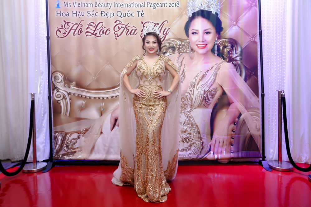 Hoa hậu Hồ Lộc Trà My mở tiệc ăn mừng hoành tráng sau đăng quang - Tin sao Viet - Tin tuc sao Viet - Scandal sao Viet - Tin tuc cua Sao - Tin cua Sao