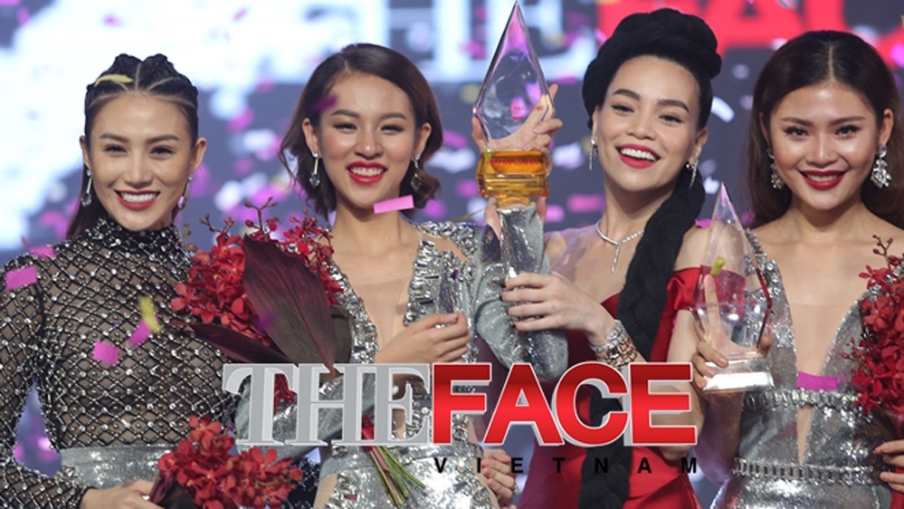
Kết quả đêm chung kết với chiến thắng thuộc về Phí Phương Anh cũng chính là thí sinh nằm trong team Hồ Ngọc Hà.