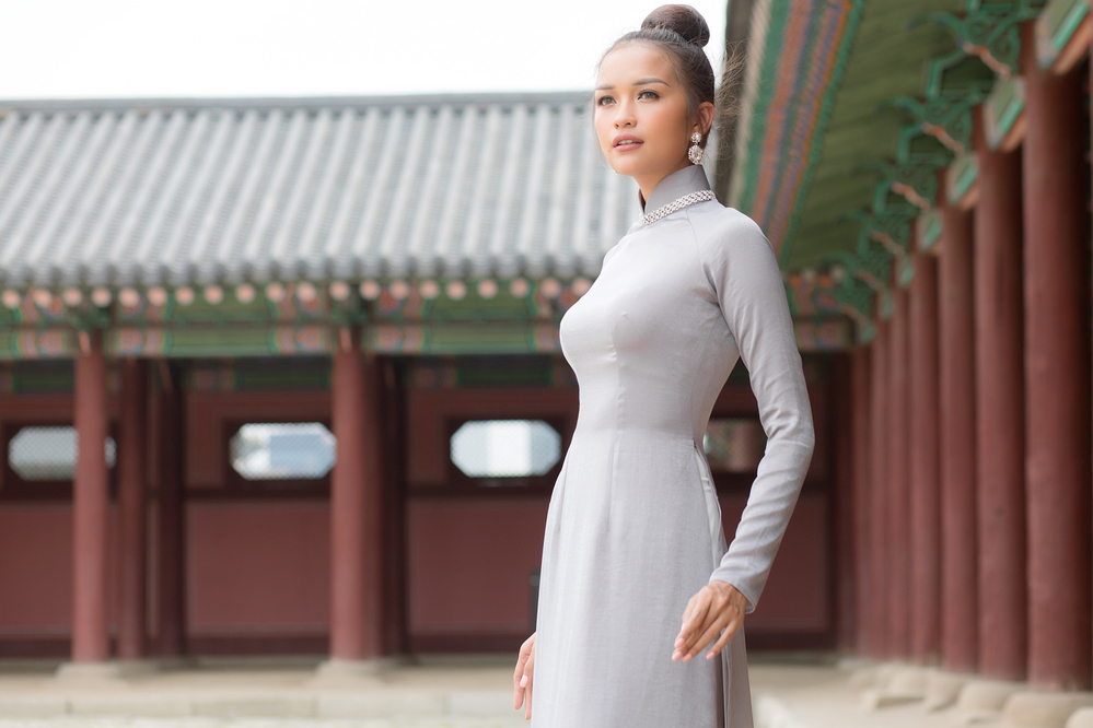 Top 15 Miss Supranational Vietnam 2018 khoe sắc với áo dài trong hoàng cung xứ Hàn