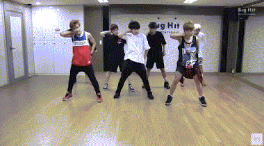 Những động tác vũ đạo của ca khúc này khiến những tài năng như BTS cũng lo lắng