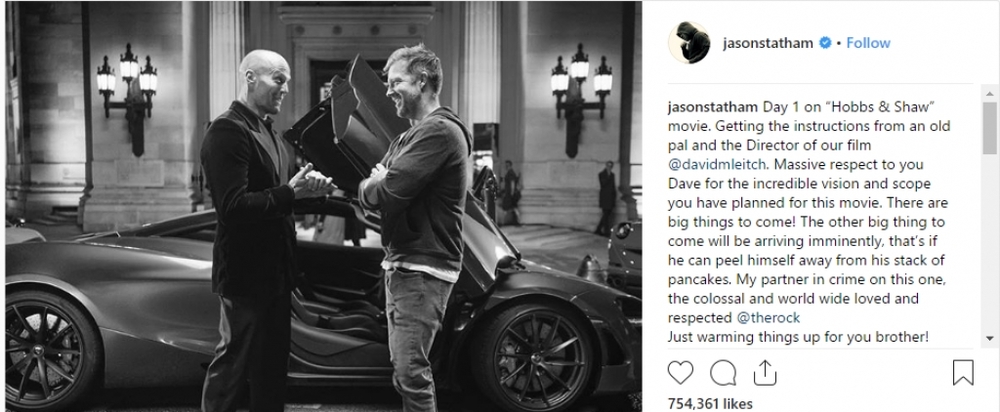 
Cũng trên Instagram, Jason Statham cũng có đôi lời về bom tấn sẽ được ra mắt vào tháng 8 năm sau với trạng thái: “Chuẩn bị có gì đó ‘bùng nổ’ sẽ xảy ra ngay lập tức …”.