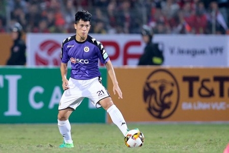 
Đình Trọng xứng đáng là lá chắn thép của CLB Hà Nội ở V.League 2018.
