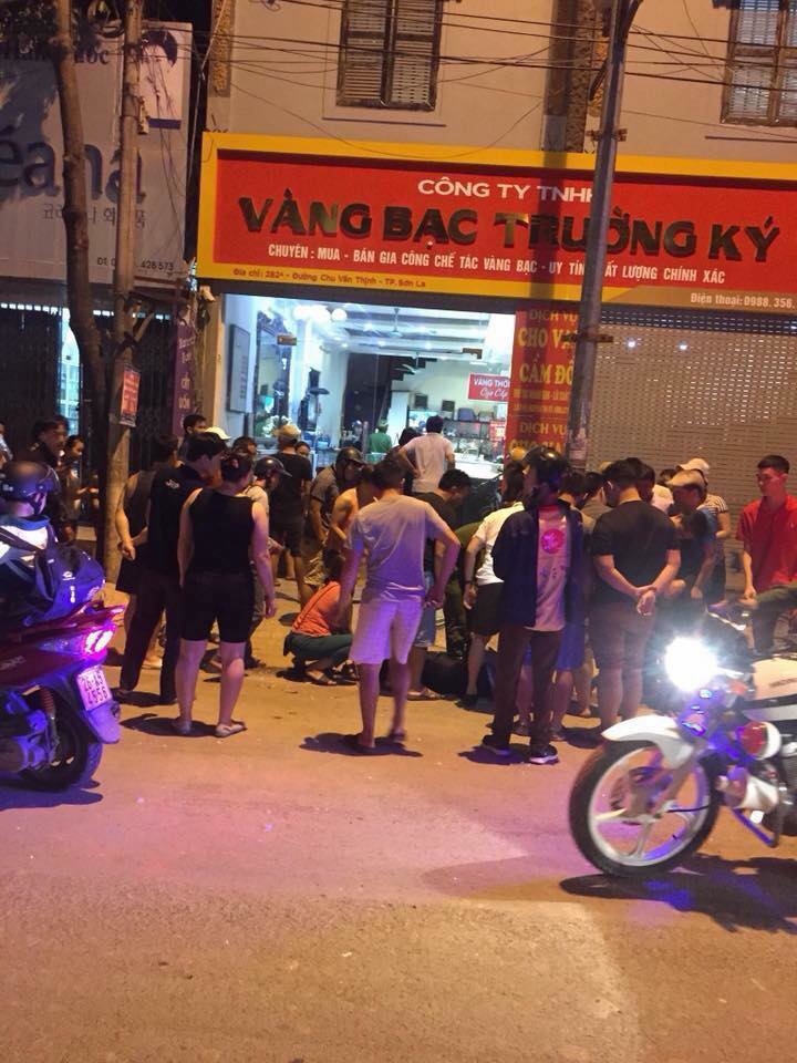 3 đối tượng đi ô tô cướp tiệm vàng tại thành phố Sơn La