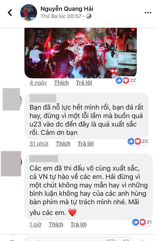 
Giữa những lời mỉa mai vẫn có rất nhiều người hâm mộ bênh vực tuyển Việt Nam.
