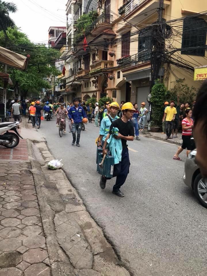 Cư dân mạng nháo nhào vì tin tức Hà Nội vừa xảy ra động đất