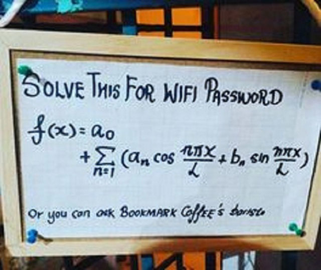
Có đầu tư bên cạnh một chiếc máy tính thông minh nhất cũng chưa chắc chúng ta nhận được mật khẩu chính xác của wifi này - Ảnh: Internet