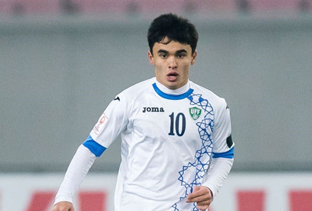 
Javokhir Sidikov, cầu thủ được mệnh danh là "Messi của Uzbekistan".


Ở giải đấu ảnh hưởng trực tiếp đến sự nghiệp thi đấu đỉnh cao của mình, Son Heung-min đã chơi tuyệt hay và đóng góp 3 pha kiến tạo cũng như 2 bàn thắng trong hành trình chinh phục HCV tại ASIAD 18.