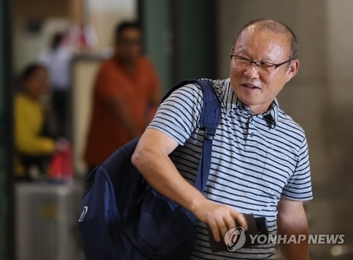 
Thầy Park hiểu được trọng trách của mình đối với bóng đá Việt Nam là ngày một lớn hơn.
