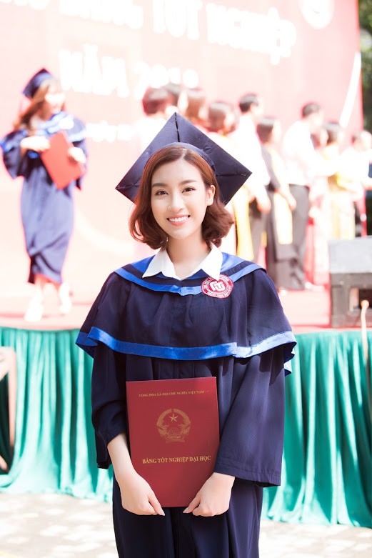 Hoa hậu Đỗ Mỹ Linh tốt nghiệp Đại học Ngoại Thương trước một ngày hết đương nhiệm Hoa hậu Việt Nam - Tin sao Viet - Tin tuc sao Viet - Scandal sao Viet - Tin tuc cua Sao - Tin cua Sao