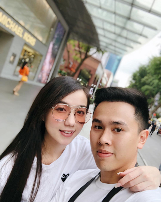 Hot girl Mie Nguyễn được bạn trai cầu hôn sau 3 năm yêu nhau khiến nhiều người 
