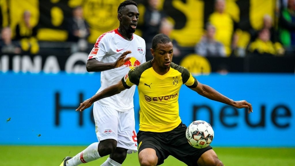 
Diallo đã chơi cực hay trong trận đấu mở màn của Dortmund tại Champions League năm nay. Đối đầu với Club Brugge, cầu thủ này có tới 9 lần tranh cướp bóng thành công.