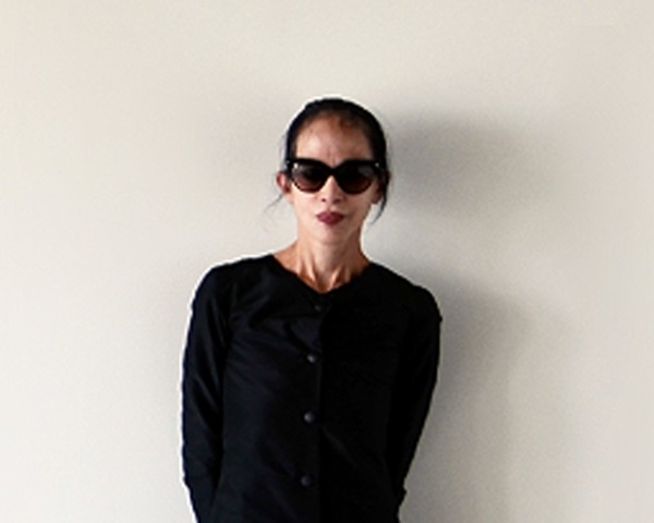 Nancy Riegelman bất ngờ đứng lớp tại workshop khởi nghiệp thời trang cho bạn trẻ tại Việt Nam