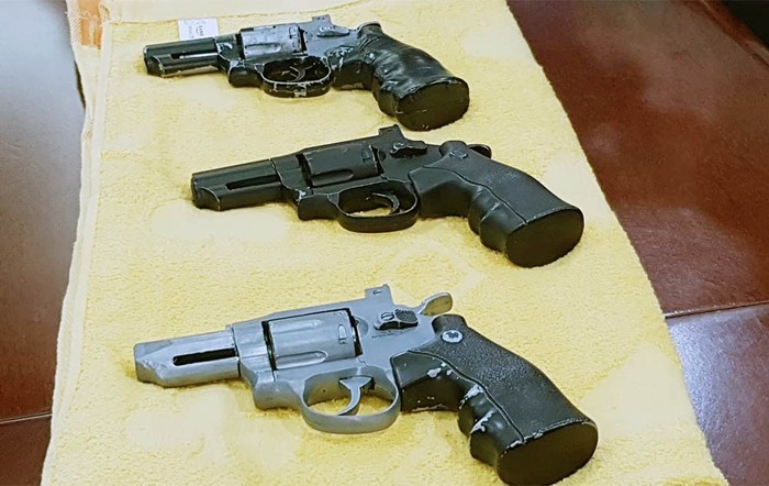 
3 khẩu súng mà cơ quan công an thu giữ được