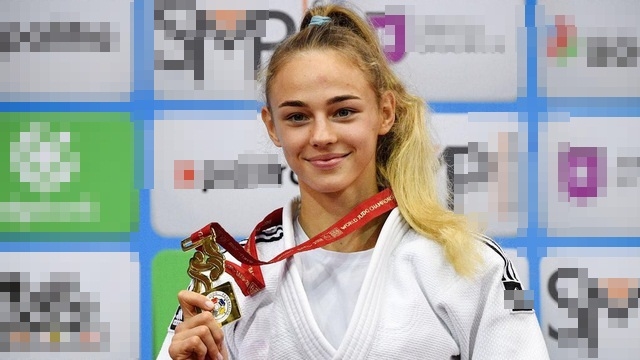 Nhan sắc cuốn hút của nữ võ sĩ 17 tuổi vô địch Judo thế giới: “Đẹp như một thiên thần”