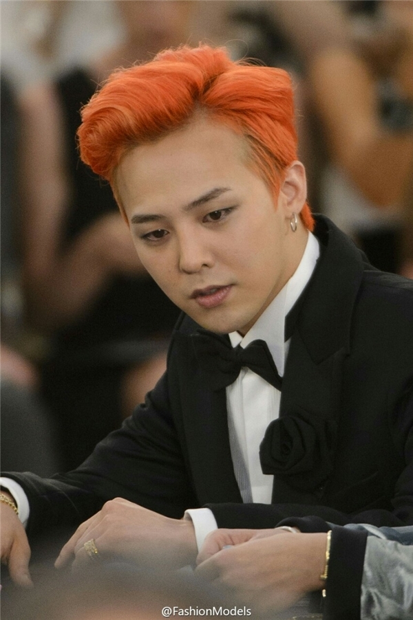 G-Dragon và những lần diện vest hóa soái ca 